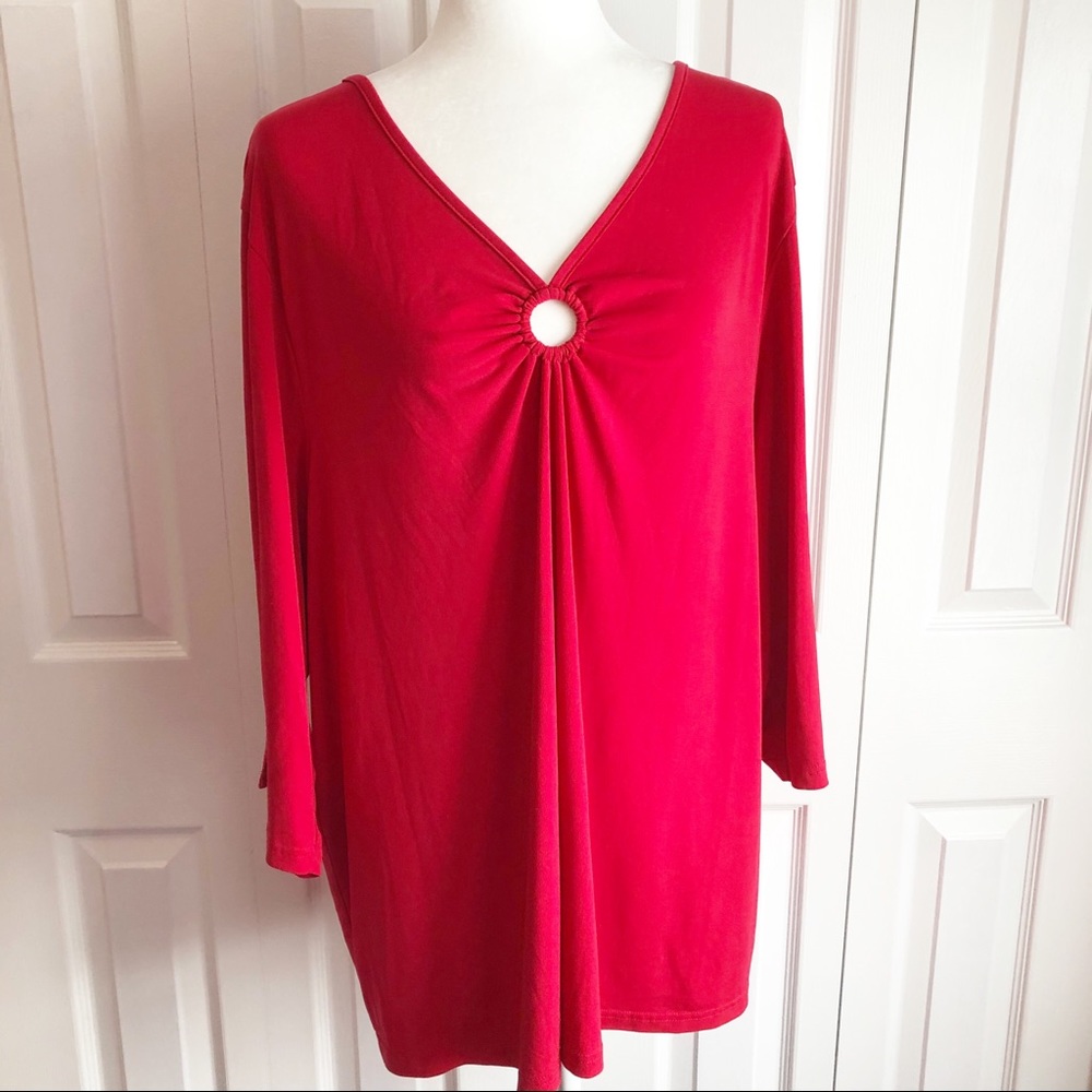 Avenue Stretch Red V-Neck Knit Top Size 26/28